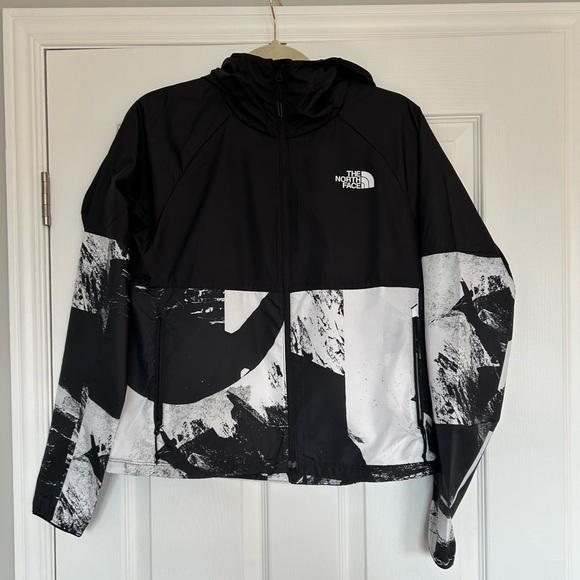 The North Face Jackets & Blazers - THE NORTH FACE - Women’s Light Windbreaker